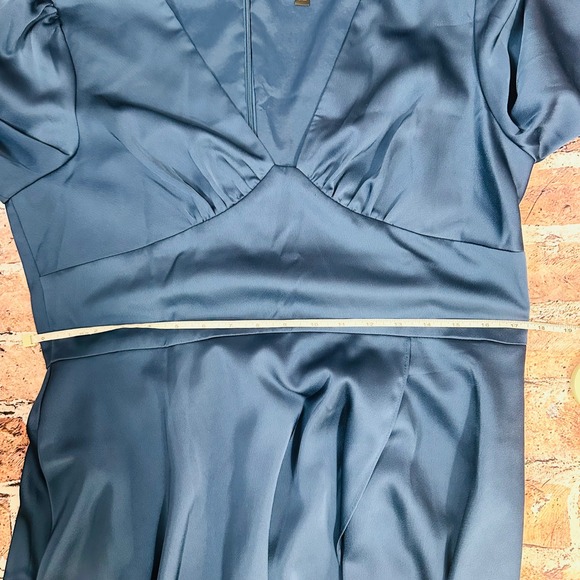 Aidan Mattox Teal Blue Satin V-Neck High-Low Midi Dress Bishop Sleeve Size 14 - Picture 13 of 16